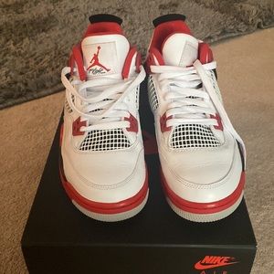 6.5Y or Womens 8 and Mens 6.5 Air Jordan 4 Retro Fire (GS)
